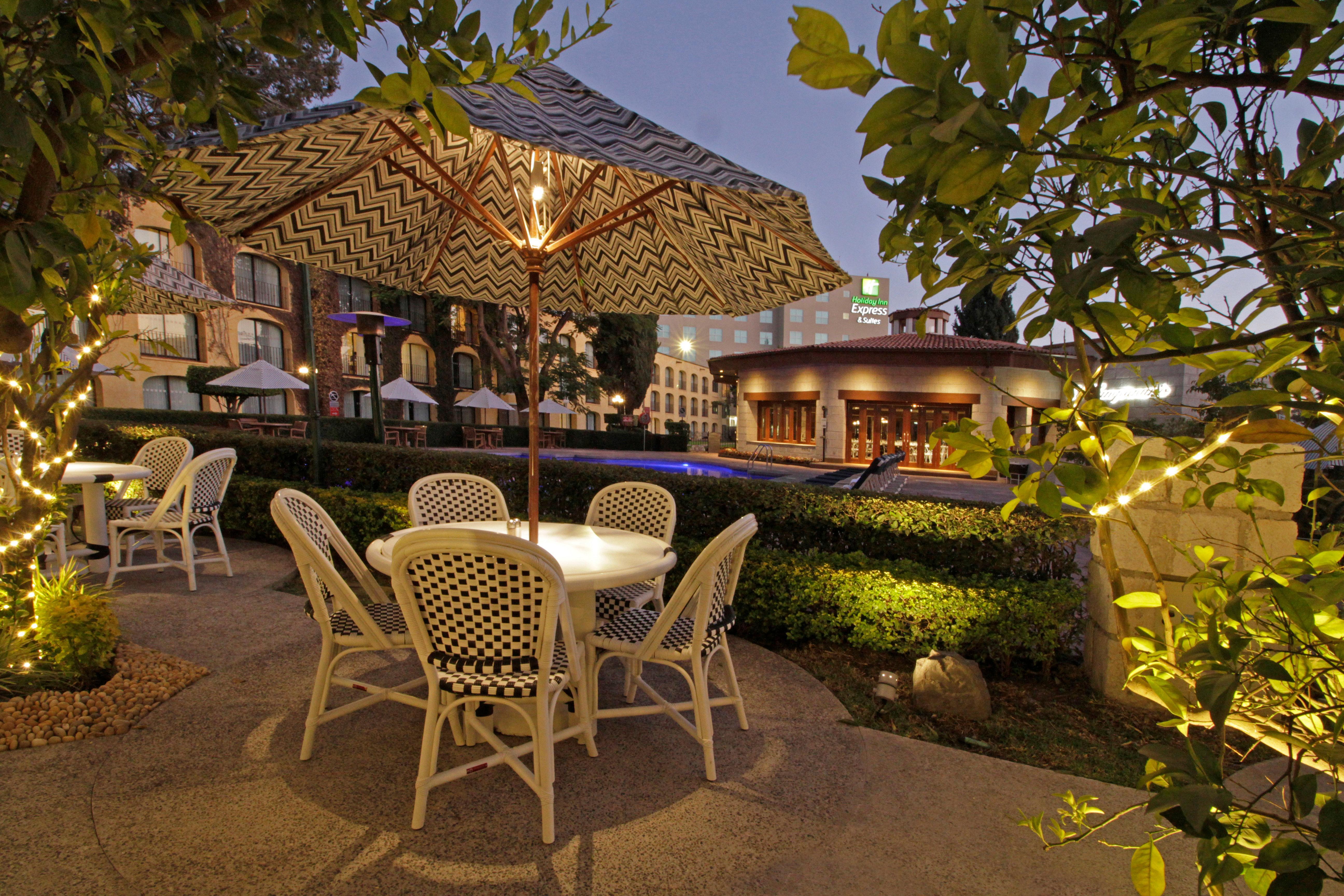Holiday Inn Express & Suites Queretaro By Ihg Esterno foto