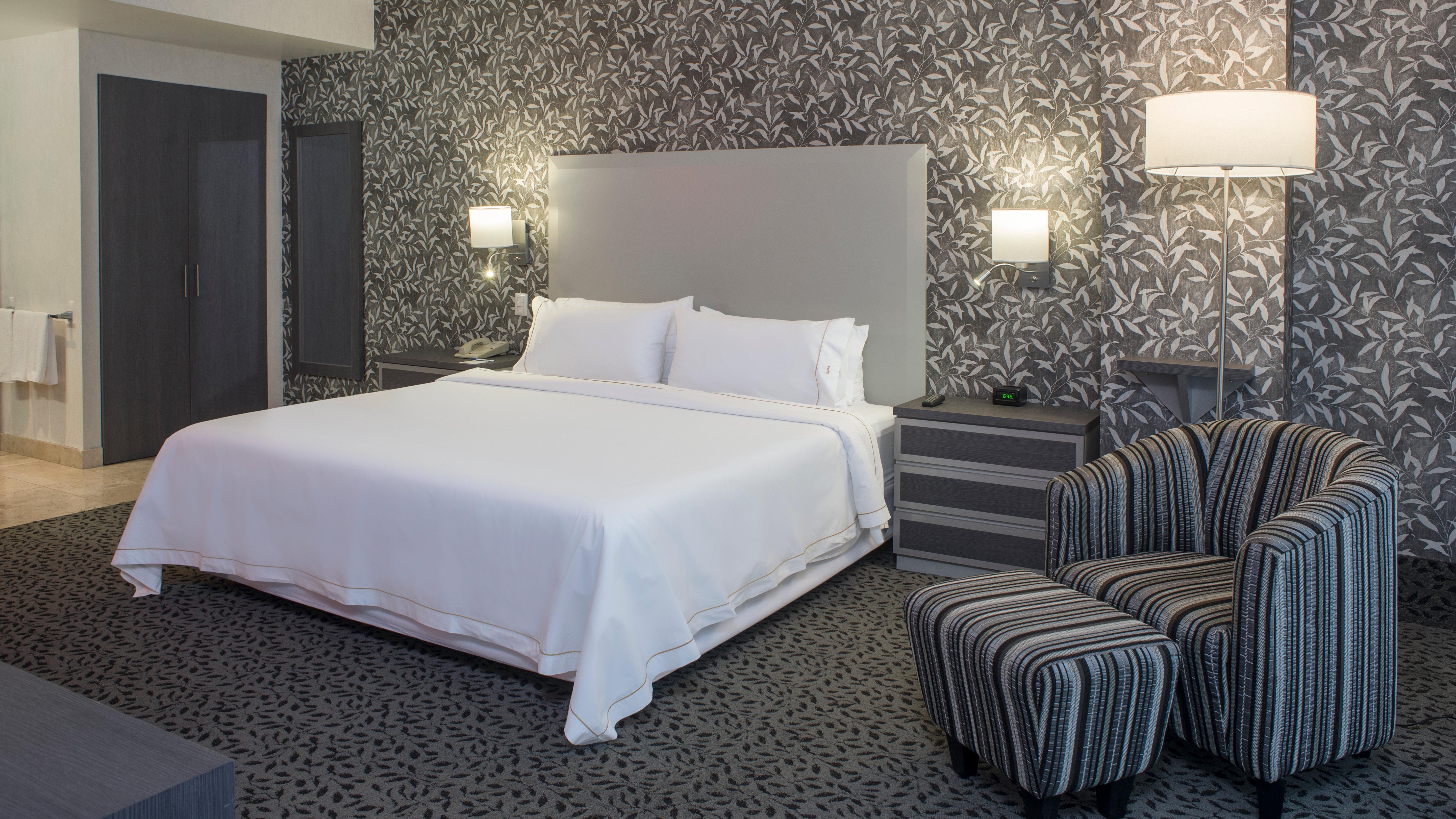 Holiday Inn Express & Suites Queretaro By Ihg Esterno foto
