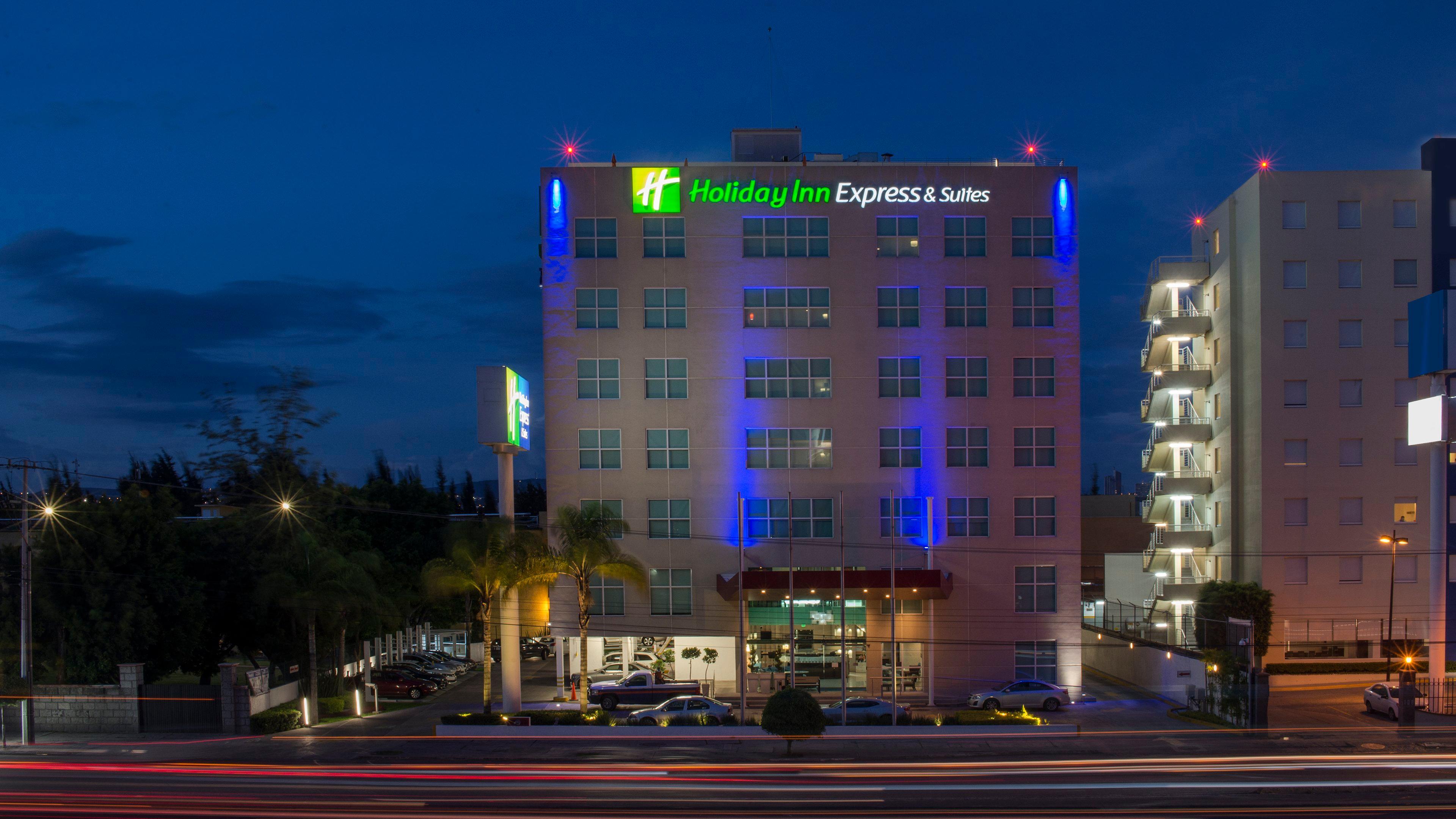 Holiday Inn Express & Suites Queretaro By Ihg Esterno foto