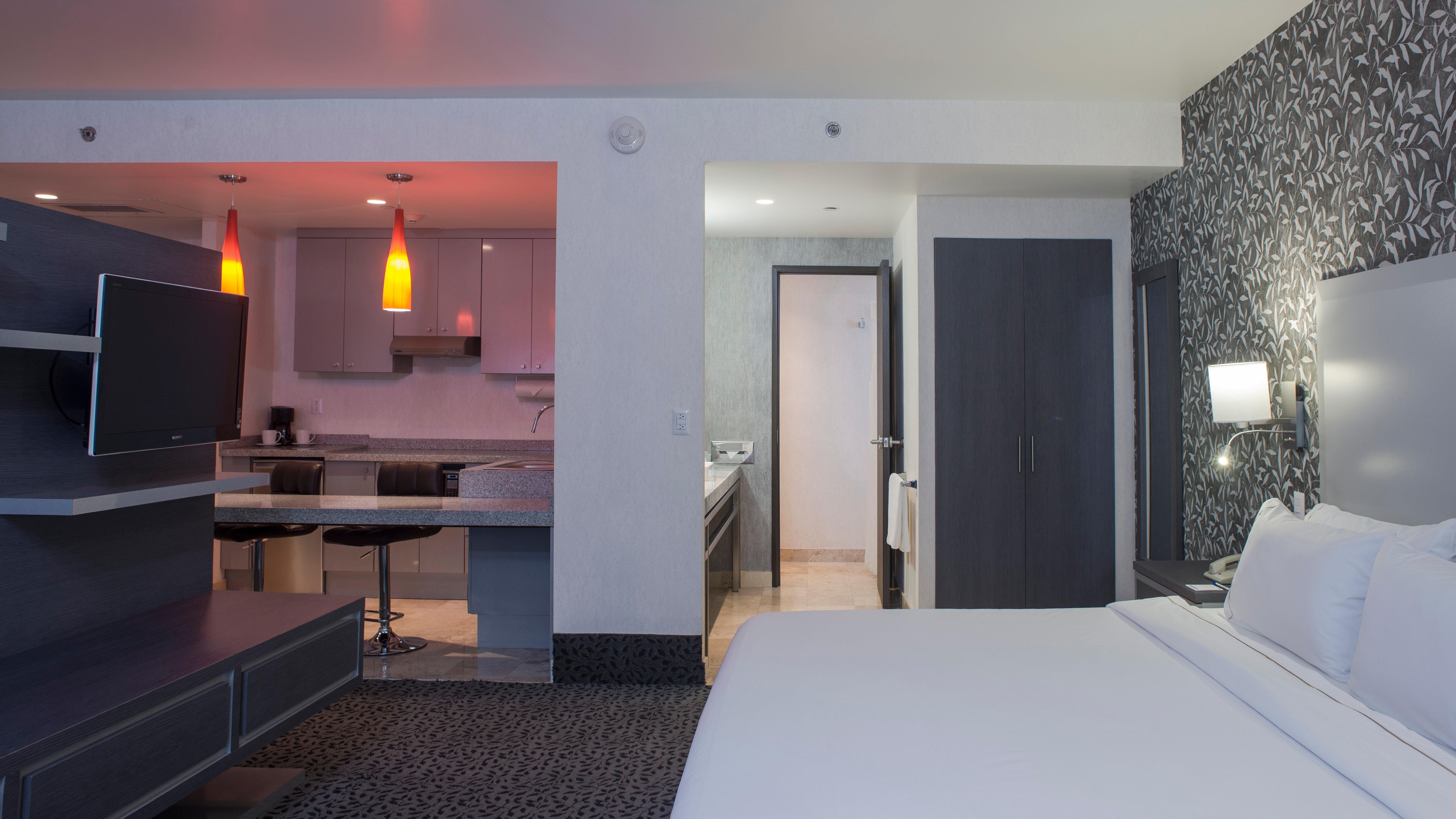 Holiday Inn Express & Suites Queretaro By Ihg Esterno foto